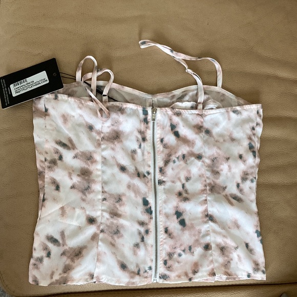 PrettyLittlethings top - Picture 2 of 5